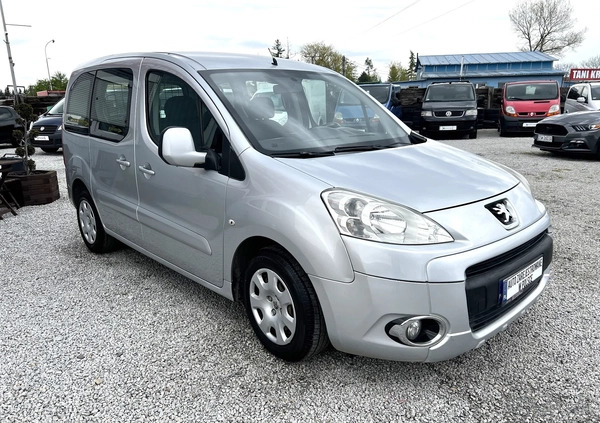Peugeot Partner cena 21800 przebieg: 327000, rok produkcji 2009 z Piotrków Trybunalski małe 46